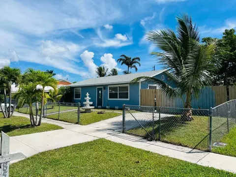 858 Scott Dr, West Palm Beach, FL 33415