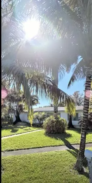 3856 Pensacola Dr, Lake Worth, FL 33462