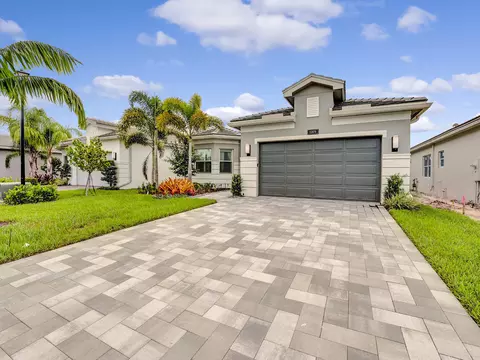 12879 Parrot Pond Rd, Boynton Beach, FL 33473