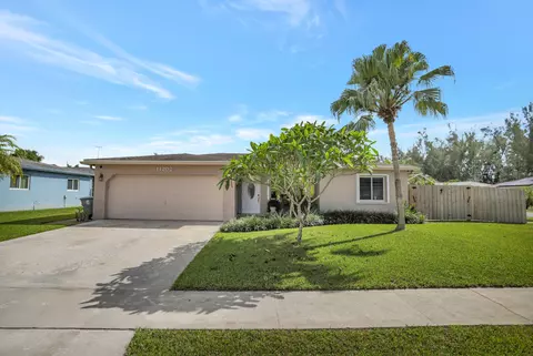11202 Landsman St, Boca Raton, FL 33428