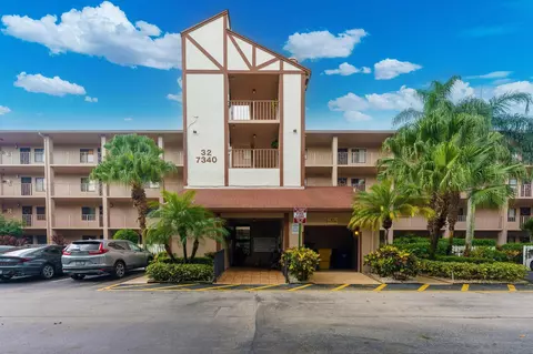 7340 Amberly Ln #306, Delray Beach, FL 33446