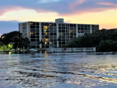 1631 Riverview Rd #305, Deerfield Beach, FL 33441