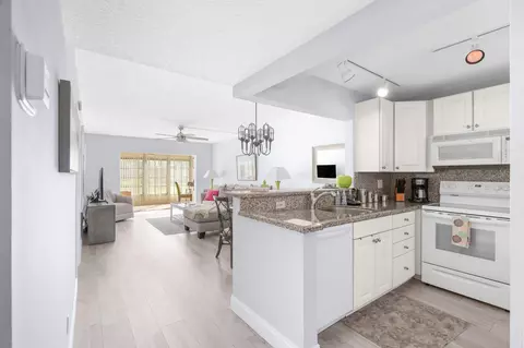 14790 Bonaire Blvd #103, Delray Beach, FL 33446