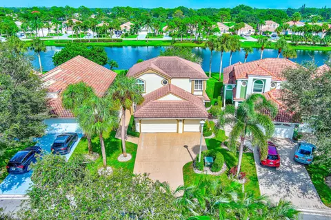 12851 Oak Knoll Dr, West Palm Beach, FL 33418