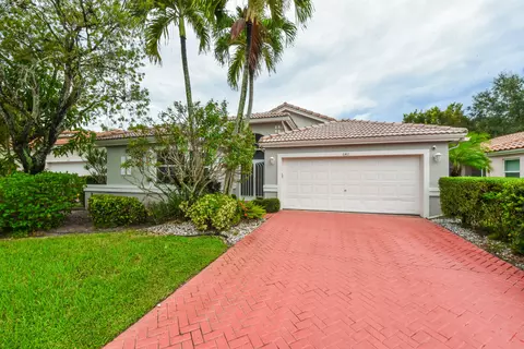 6411 Tiara Dr, Boynton Beach, FL 33437
