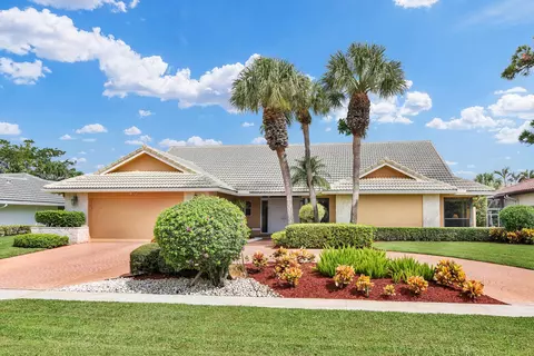 4422 White Cedar Ln, Delray Beach, FL 33445