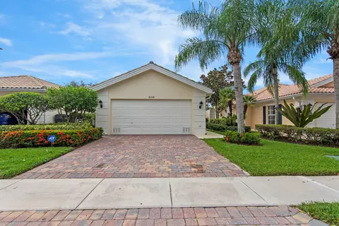 8316 Quito Pl, Wellington, FL 33414