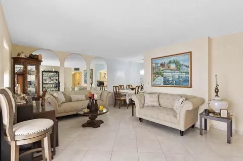 5180 E Sabal Palm Blvd #223, Tamarac, FL 33319