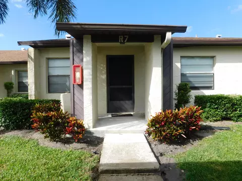 6036 Indrio Rd #7, Fort Pierce, FL 34951