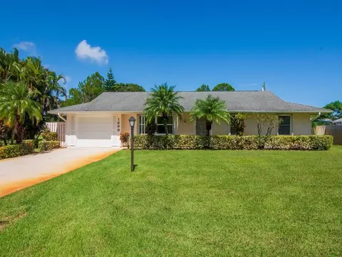1666 5th St, Vero Beach, FL 32962