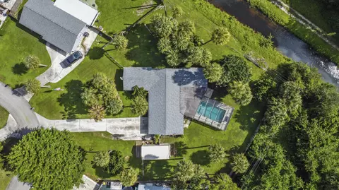 467 W Shadyside Cir, West Palm Beach, FL 33415