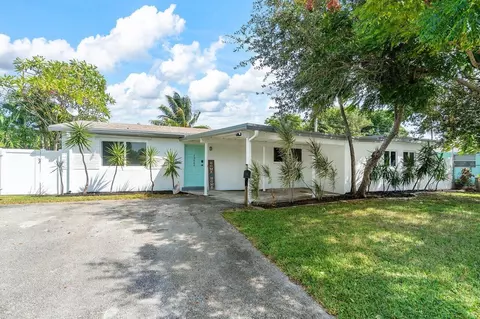 5660 NE 2nd Ter, Oakland Park, FL 33334