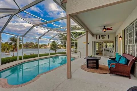 1040 Lake Breeze Dr, Wellington, FL 33414
