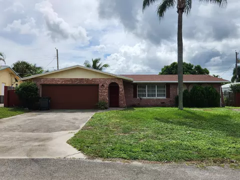 2084 S Palm Cir, North Palm Beach, FL 33408