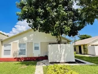213 SE 1st Cir #17B, Boynton Beach, FL 33435