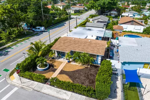 735 Selkirk St, West Palm Beach, FL 33405