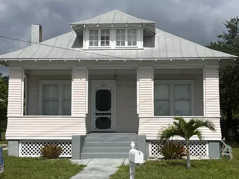 655 N 2nd St, Fort Pierce, FL 34950