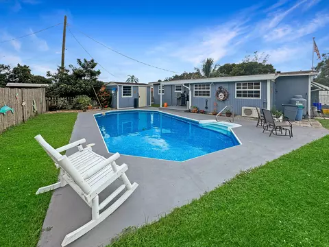 5581 Sarazen Dr, West Palm Beach, FL 33413