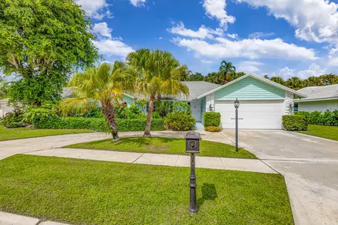 12823 S Normandy Way, Palm Beach Gardens, FL 33410