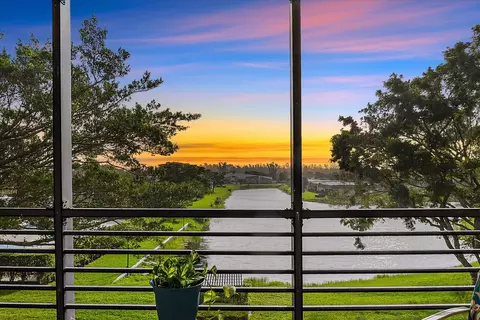 140 Lake Nancy Ln #313, West Palm Beach, FL 33411