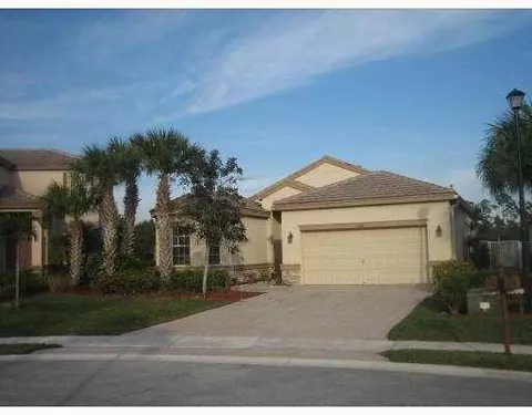 5684 Saddle Trail Ln, Lake Worth, FL 33449