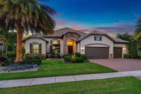 10453 Pisa Rd, Wellington, FL 33414