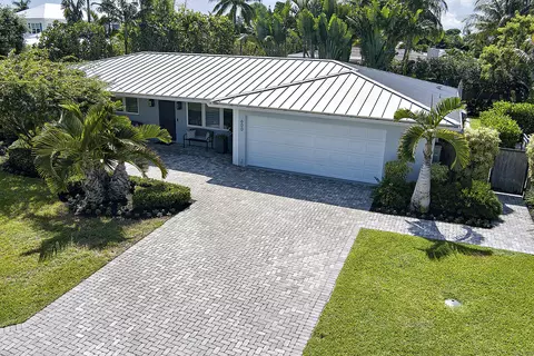 600 Gardenia Ter, Delray Beach, FL 33444