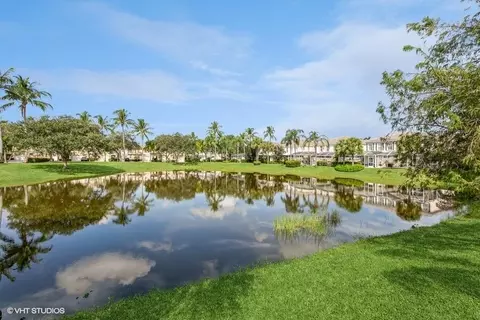 445 Capistrano Dr, Palm Beach Gardens, FL 33410