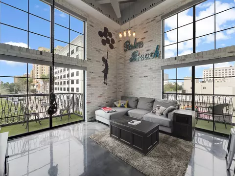 101 N Clematis St #320, West Palm Beach, FL 33401