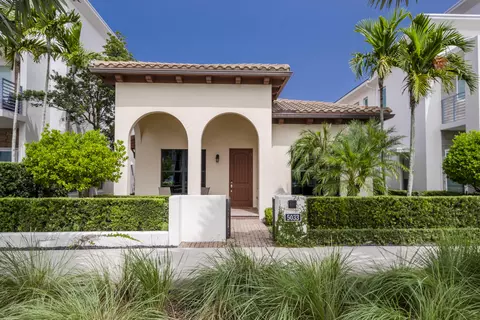 5033 Grandiflora Rd, Palm Beach Gardens, FL 33418