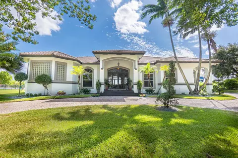 15342 SW 17th St, Davie, FL 33326