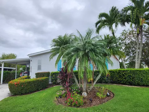 3808 Pebble Beach Ln, Port Saint Lucie, FL 34952