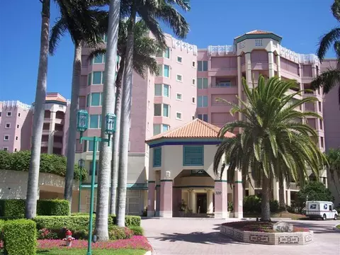300 SE 5th Ave #3010, Boca Raton, FL 33432
