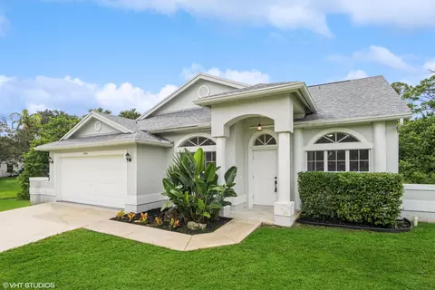 14240 71st Pl N, Loxahatchee, FL 33470