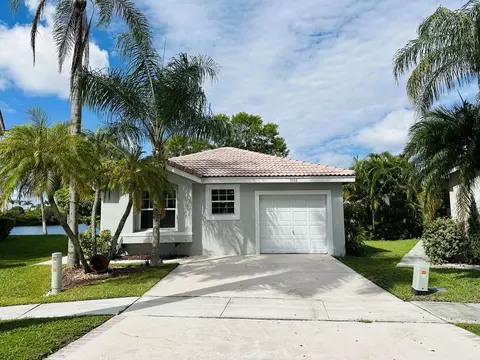3052 SW 181st Ter, Miramar, FL 33029