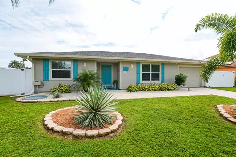 144 SW Donna Ter, Port Saint Lucie, FL 34984