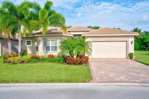 8229 Green Mountain Rd, Boynton Beach, FL 33473
