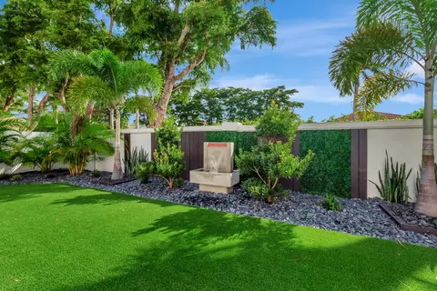6596 NW 42nd Way, Boca Raton, FL 33496
