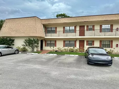 4185 Oak Terrace Dr #4185, Greenacres, FL 33463
