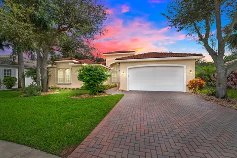 9728 Baywood Park Ln, Delray Beach, FL 33446