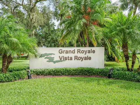 57 Woodland Dr #101, Vero Beach, FL 32962