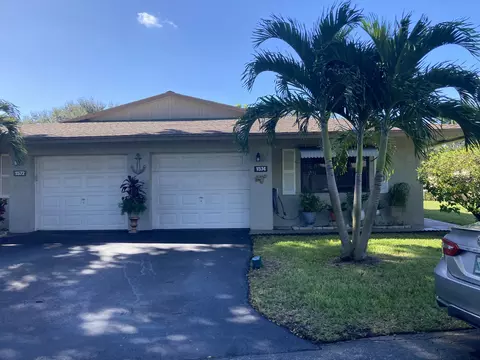 1574 Palmland Dr, Boynton Beach, FL 33436