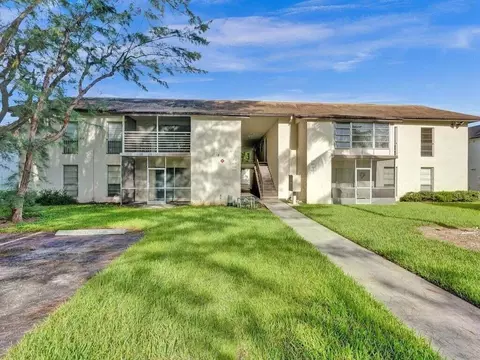423 N Laurel Dr #1805, Margate, FL 33063
