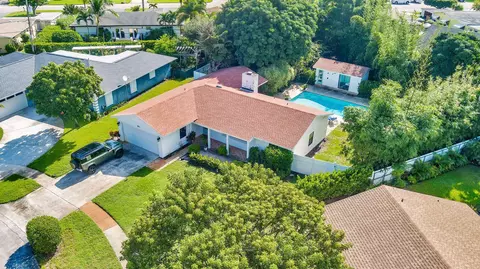2193 Gabriel Ln, West Palm Beach, FL 33406