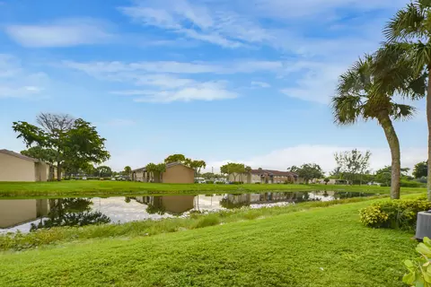 1140 Lake Victoria Dr #C, West Palm Beach, FL 33411