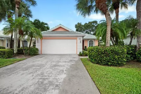 8447 Beaconhill Rd, Palm Beach Gardens, FL 33410
