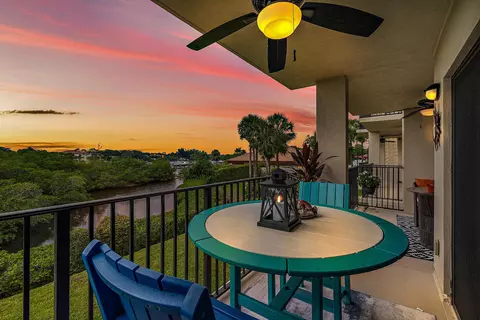 1701 Marina Isle Way #204, Jupiter, FL 33477