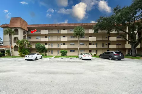 6301 N Falls Circle Dr #314, Lauderhill, FL 33319
