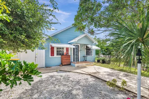 130 S J St, Lake Worth, FL 33460