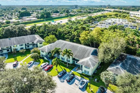 2101 Sabal Ridge Ct #H, Palm Beach Gardens, FL 33418